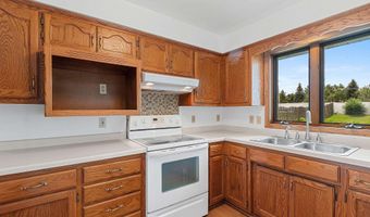 W2527 SKYVIEW Court, Appleton, WI 54915