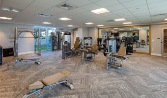 629 Keeaumoku St 2210, Honolulu, HI 96814