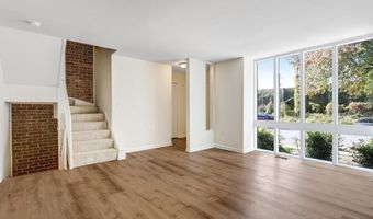 4923 CASIMIR St, Annandale, VA 22003