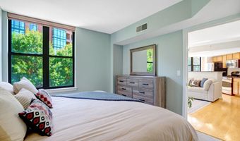 2220 N FAIRFAX Dr 308, Arlington, VA 22201