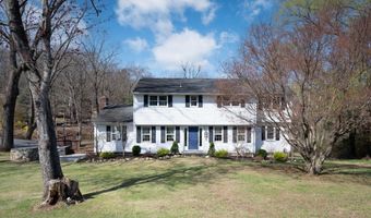 2 Greenview Rd, Brookfield, CT 06804