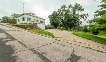 312 N Green St, Argyle, WI 53504