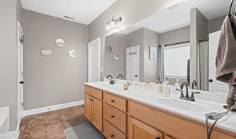 47 Celtic Ct, Adairsville, GA 30103