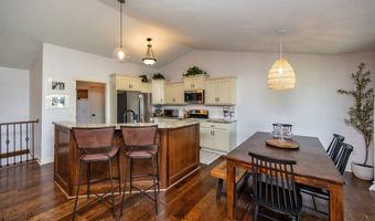 4608 NE Wanda Dr, Ankeny, IA 50021