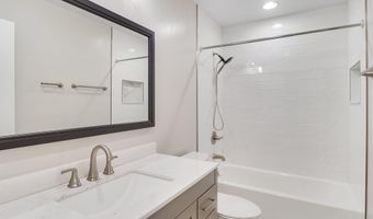 5019 FLEMING Dr, Annandale, VA 22003