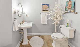 7 Alby St 2, Alton, IL 62002