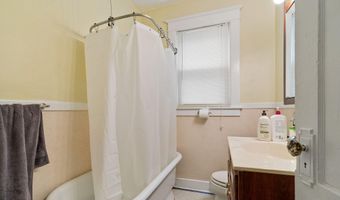 685 Myrtle Ave, Albany, NY 12208