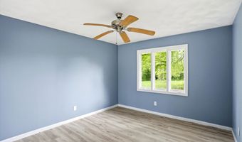 826 Yorkshire Rd, Anderson, IN 46012