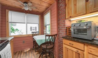 780 Minerva St, Amherst, OH 44001