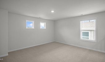5013 Dezola St, Apex, NC 27539