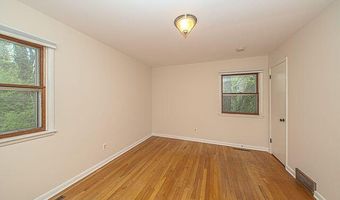 1516 Arborview Blvd, Ann Arbor, MI 48103