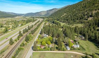 10225 Shady Ln, Bonner, MT 59823