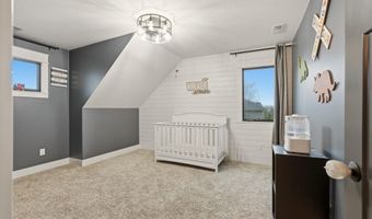 5587 Deer Hollow Rd, Auburn, IN 46706