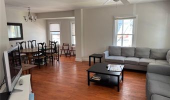20 Narragansett Ave, Newport, RI 02840