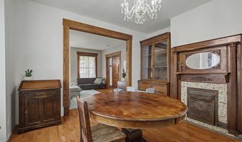 2928 E Stagecoach Trl, Apple River, IL 61001