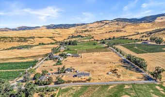 1330 N Mountain Ave, Ashland, OR 97520