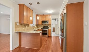 12213 WESTMONT Ln, Bowie, MD 20715