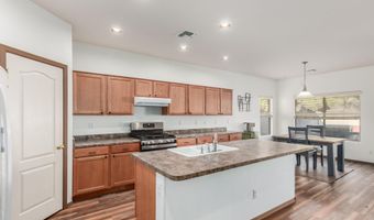 206 W HAWAII Dr, Casa Grande, AZ 85122