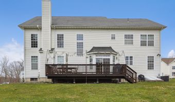 13 Independence Cir 13, Middlebury, CT 06762