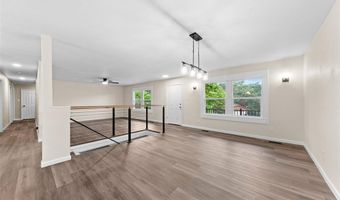 2019 San Pedro Dr, Arnold, MO 63010