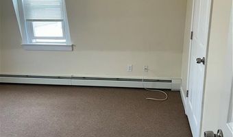 575 Main St 2B, East Greenwich, RI 02818