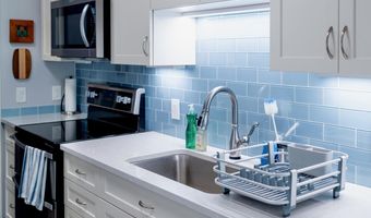 3163 Lake Hvn, Ann Arbor, MI 48105