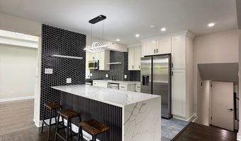7102 JAYHAWK St, Annandale, VA 22003