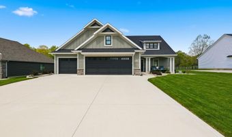 1816 Golfview Dr, Auburn, IN 46706
