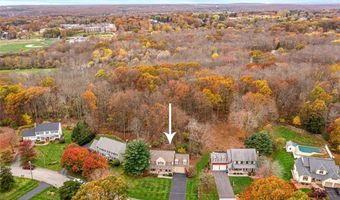 11 Southbury Rd, Cumberland, RI 02864