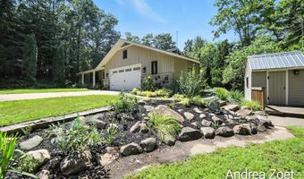 8300 Arapaho Trl SE, Alto, MI 49302