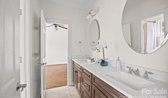 2141 Chatham Ave, Charlotte, NC 28205