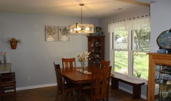 811 Thomas Dr, Angola, IN 46703