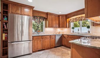 3818 N RIDGEVIEW Rd, Arlington, VA 22207