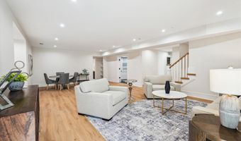 6508 CALLANDER Dr, Bethesda, MD 20817