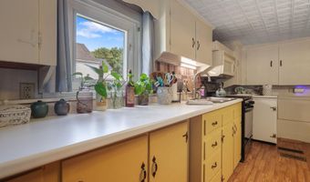 203 Grove St, Bangor, ME 04401