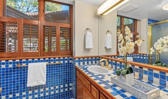 568 Sunset Dr, Angwin, CA 94508