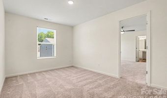 15 Hidden Glen Ct, Angier, NC 27501
