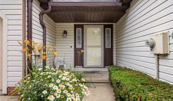 875 Hampton Cir 3, Aurora, OH 44202