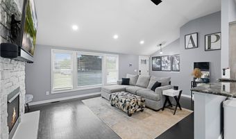 1203 Greenfield Dr, Alden, NY 14004