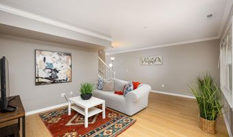 3039 Barclay Way, Ann Arbor, MI 48105