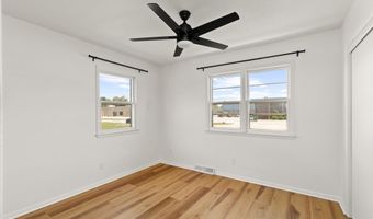 102 NW Sharmin Dr, Ankeny, IA 50023