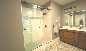 199 Main St, Belfast, ME 04915
