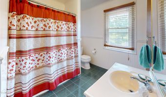 2513 Quail Ave, Altoona, PA 16602