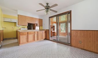 11717 E Edgewater Rd, Albany, IN 47320