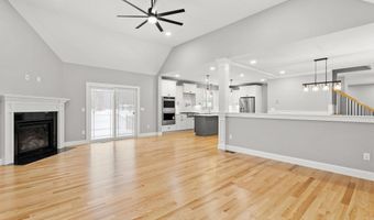 91 Raymond Rd, Auburn, NH 03032