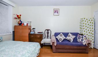 2536 E 1st St 102, Brooklyn, NY 11223