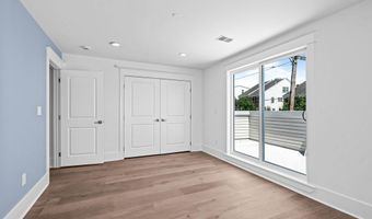 308 FOUNTAIN St, Philadelphia, PA 19128