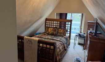 206 E Edgeway Dr, Alexandria, IN 46001