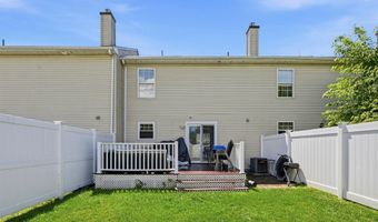 6 SHADOW Ln, Bear, DE 19701