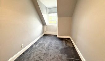 438 Wolcott Ave 2, Middletown, RI 02842